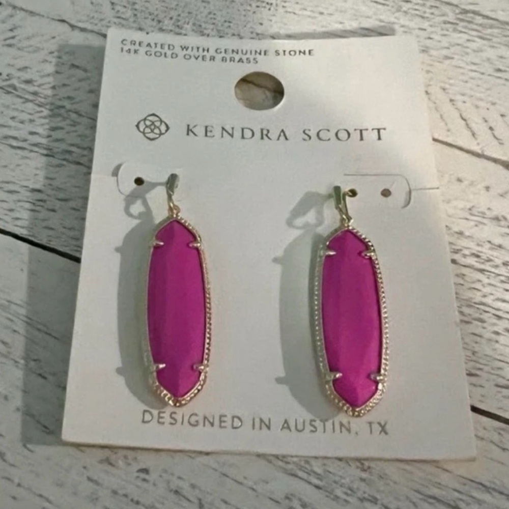 Kendra Scott Gold and Magenta Drop earrings new with tag